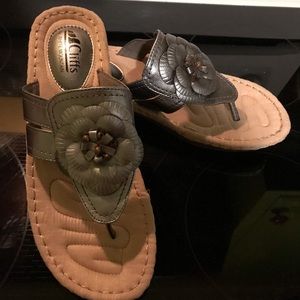 Cliffs by White Mountain sandals. Size 9.5. New!
